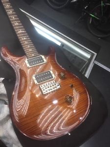 Paul Reed Smith Custom Edition Electric Guitar with case