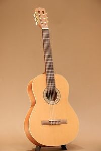 LA PATRIE Etude 2010s NAT w/hard case F/S Guitar Bass from Japan #R2178