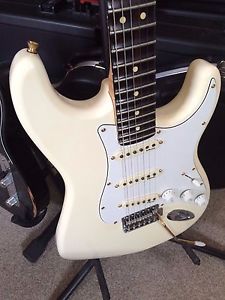 Yngwie Malmsteen USA Fender American Stratocaster Scalloped Dimarzio: