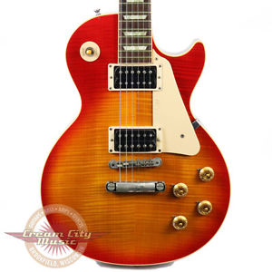 2000 GIBSON LES PAUL 1960 CLASSIC ELECTRIC GUITAR CHERRY SUNBURST FINISH