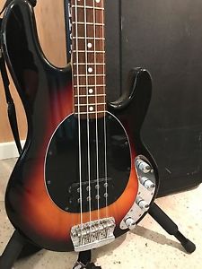 Ernie Ball Music Man StingRay 4-String Bass Vintage Sunburst Rosewood Fretboard