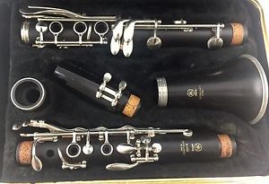 Beautiful Yamaha YCL-450N Wood Bb Clarinet!  NICE !!!  Free US ship!