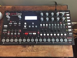 Elektron Analog Four Synthesizer A4 with Grayscale Synapse Module Eurorack