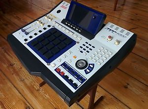 Akai MPC 4000 with 80GB HDD, Silent Fan, Fat Pads and Bag