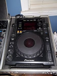 Pioneer CDJ-900 Pair Mint condition