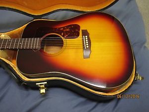 GUILD 1973 D35-SB ACOUSTIC ELECTRIC VINTAGE GUITAR
