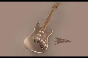 Fender Custom Shop '56 Stratocaster - HLE Gold 428