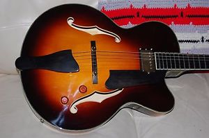 Eastman AR503CE-SB Solid Top Electric Archtop Case LEVELED FRETS