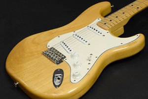 Used Fender Mexico / Classic 70s Stratocaster / NAT from JAPAN EMS