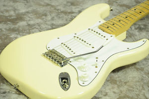 Used FENDER JAPAN fender Japan / ST68-TX Vintage White from JAPAN EMS