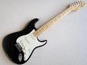 Fender: Electric Guitar THE EDGE STRAT NEW