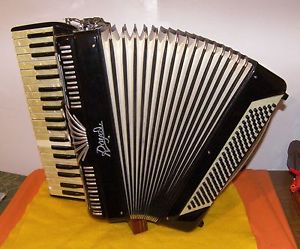 Royal Accordion  120 Bass Accordian