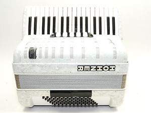 Akkordeon , Hohner, Concerto  Noblesse, 72 Bass