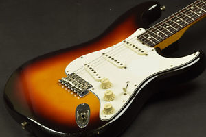 Used Fender Japan / Stratocaster ST62-58US 3 Tone Sunburst from JAPAN EMS