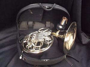 Yamaha YHR-668NII Double F/Bb French Horn w/ Screwbell, Deluxe Case