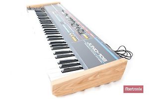 Roland juno 106 vintage analog synth CHECKED AND SERVICED   A+++
