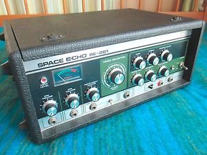Roland RE-201 Space Echo 80's Vintage w/ Original Cover  Fully Maintained - B200