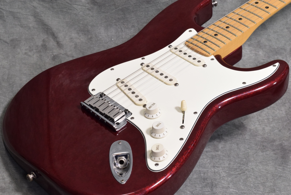 Used Fender USA Fender / American Standard Stratocaster Candy Apple Red