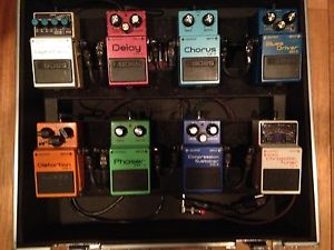 Vintage Boss Effects Pedal Lot(tu2,cs2,ph1, Ds1,bd2,ce2,dm2,dd2). Pedal train Jr