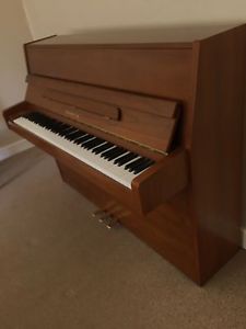 Samick JS043 109cm Upright - ex Display Model