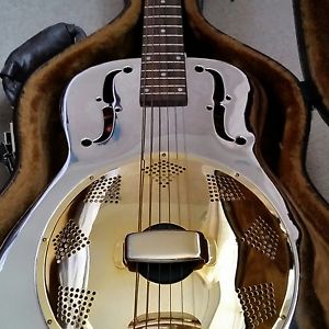 Resonator guitar