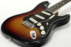 Used Fender USA / HIGHWAY ONE Stratocaster Upgrade 3-Tone Sunburst 3TS Fender