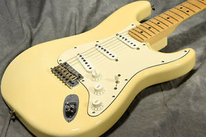 Used Fender USA Fender USA / American Standard Stratocaster Olympic White