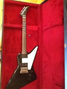 Gibson Black and White Explorer Guitar