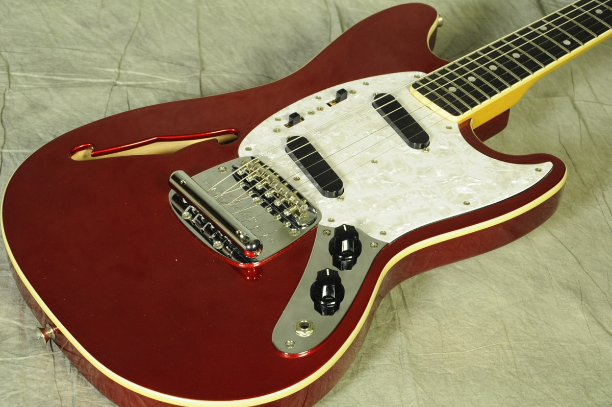 Used Fender Japan / Mustang MG-HO Candy Apple Red made 2012 from JAPAN EMS