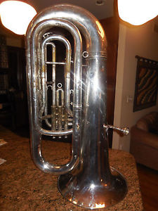 BOOSEY AND HAWKES   BBb IMPERIAL TUBA