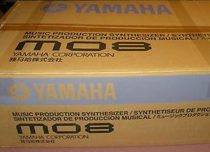 Yamaha MO8  88 keyboard-production synthesizer - EXCELLENT CONDITION - LIKE NEW