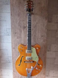 Gretsch Gretsch 1962's 6120 Chet Atkins Hollow Body guitar w/Hard case/456