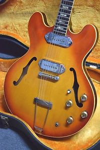 Gibson ES 330 Hollow Body F hole Electric Cherry Sunburst 2 x P 90 Vintage 1968