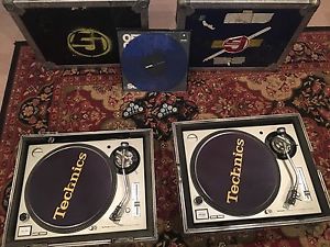 Technics 1200 M3D's - Owned by Jurrasic 5 and DJ Nu-Mark + Dicers + Vinyls