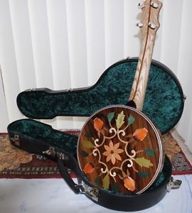 Cartwright super deluxe ukulele banjo. Abbot Style, with custom Cartwright case
