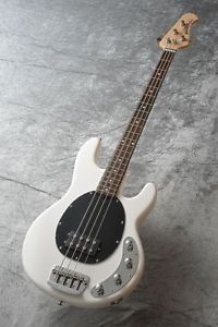 MUSIC MAN: Electric Bass StingRay WHT/R NEW