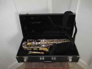 Yamaha YAS-23 Alto Saxophone W/ Case Very Nice Sax Must See