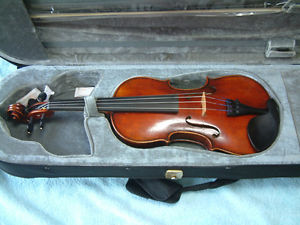 4/4 Andreas Eastman 501 Violin with a new bow