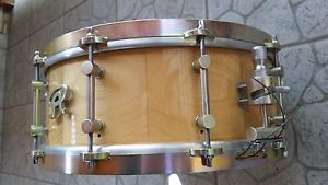 Angel Drums  white acacia snare 14x5.5