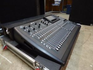 Behringer X32 Mixer with Gator ATA case in EXCELLENT condition, WIFI router incl