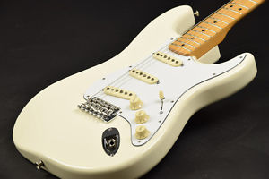 Used Fender / Artist Series Jimi Hendrix Stratocaster Olympic White from JAPAN