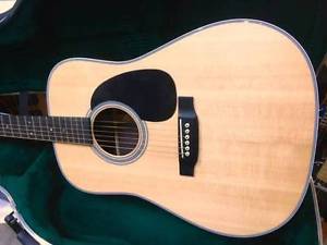 Martin Acoustic Guitar D28 Picku