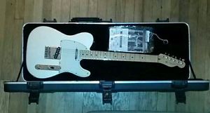 Fender Telecaster USA - Rare Blizzard Pearl Colour
