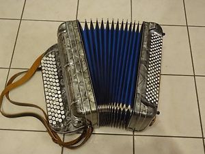 Accordéon chromatique"Hohner"