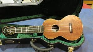 Scott Wise deluxe soprano ukulele  hand made in Western Australia