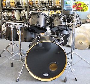DW Collectors Maple Drum Set 20.8.10.12.14.16 w/ Snare -  Ebony Satin - Used
