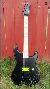 USA Charvel San Dimas Floyd Rose With Upgrades