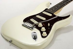 Used Fender USA / American Deluxe Stratocaster N3 Olympic Pearl / Rosewood fende
