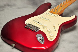 Used Fender USA Fender USA / Eric Johnson Stratocaster Candy Apple Red