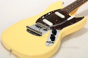 Used Fender Japan / Mustang MG69-72 Yellow White (YWH) fender Japan from JAPAN